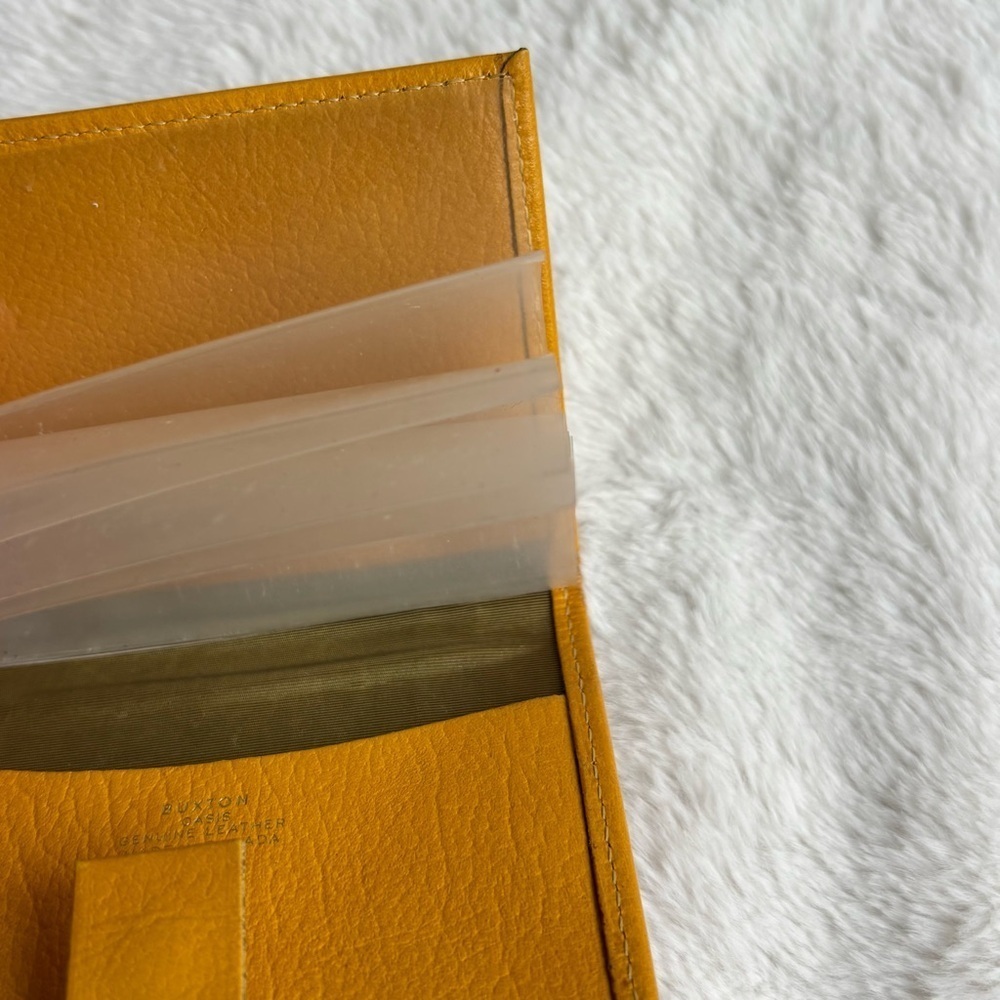 Vintage Buxton Oasis Leather Card Case Mustard Yellow Mini Wallet Made in Canada - Picture 9 of 13